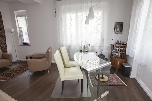 4 - Dr. med. Stefan Ullmann