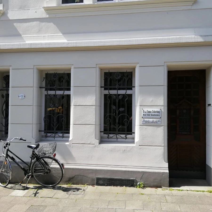 1 - Dr. med. Thomas Schlomberg