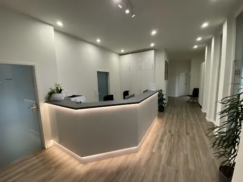 1 - Dr. med. Ursula Mielke