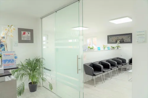 4 - Dr. med. Uwe Morlang