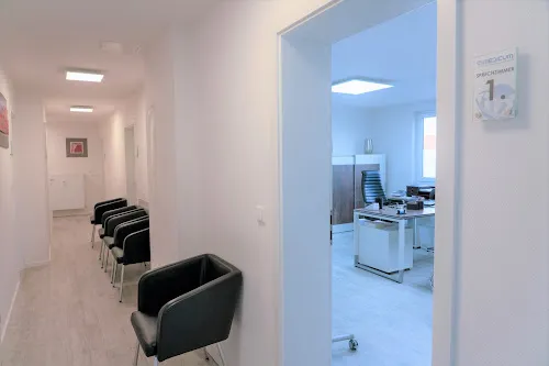 5 - Dr. med. Uwe Morlang