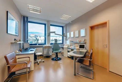 4 - Dr. med. Wieland Baronius | Praxis für Innere Medizin u. Gastroenterologie | MVZ Markthalle| Poliklinik gGmbH Chemnitz