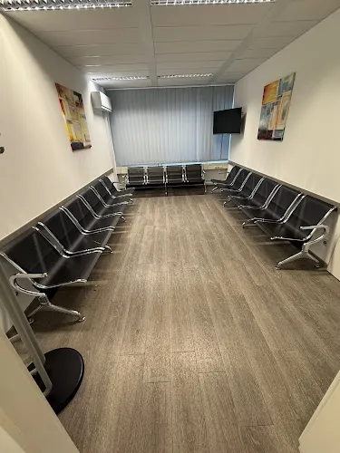 6 - Dr. med. Zokai, Facharzt für Psychiatrie