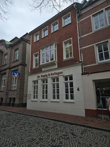 2 - Dr. Mohammad Reza Rezai (Internist)