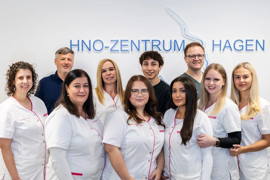 1 - Dr. Nahid Hakemi | Fachärztin für Allgemeinmedizin