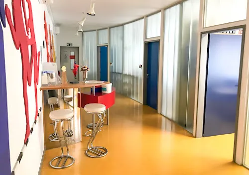 6 - Dr. Sebastian Motzny Orthopädische Praxis