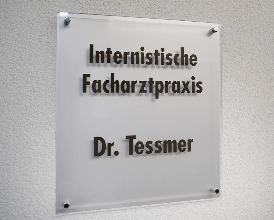 1 - Dr. Tessmer