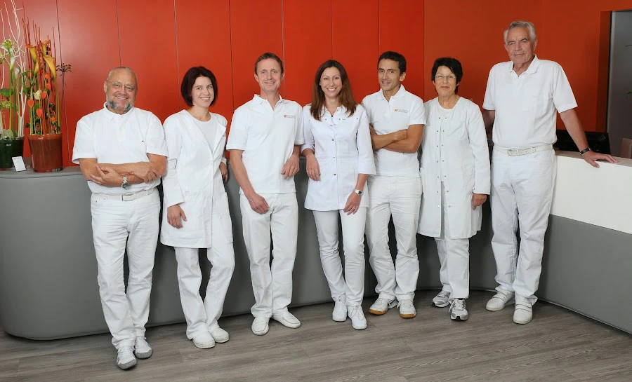 1 - Dr. Thomas Bacharach, Facharzt für Allgemeinmedizin