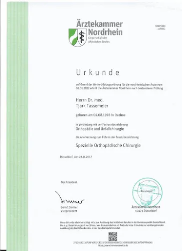 2 - Dr. Tjark Tassemeier