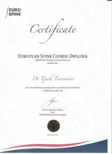 6 - Dr. Tjark Tassemeier