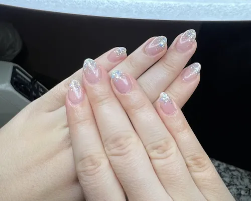 2 - Dream Nails