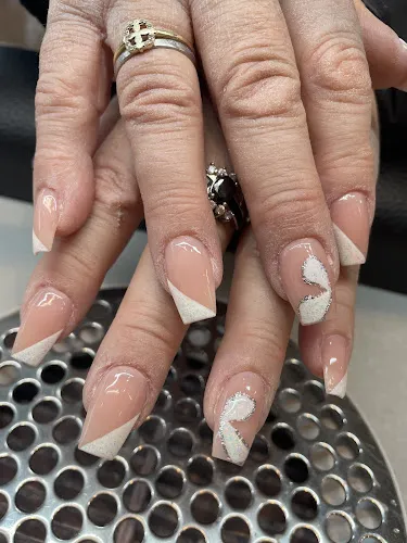 7 - DreamNails & BeautyNagelStudio Solingen