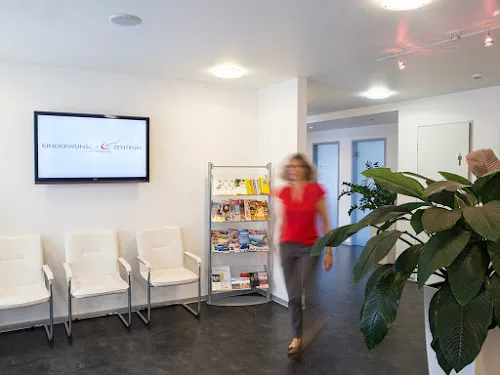 4 - Dr.med. Achim Ulmer Facharzt für innere Medizin