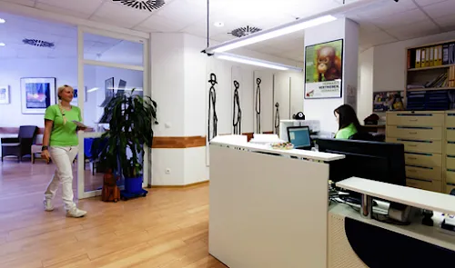 3 - Dr.med. Christa Maria Götz