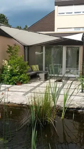 7 - Dr.med. Christine Moore