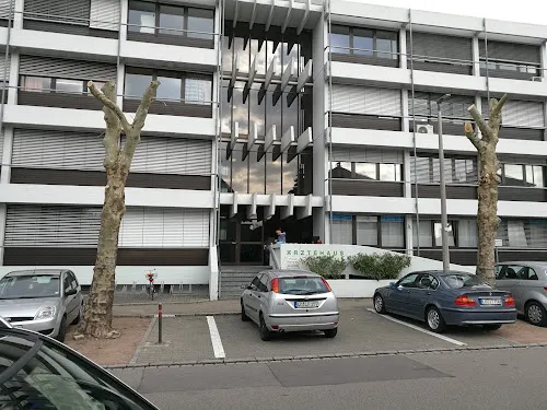 2 - Dr.med. Dirk Erbe