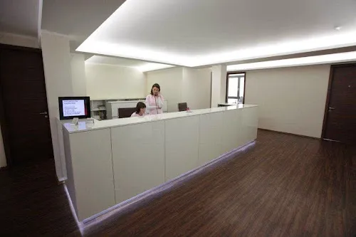 3 - Dr.med. Doris Baumgartner-Falk