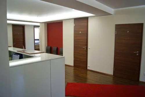 2 - Dr.med. Doris Baumgartner-Falk