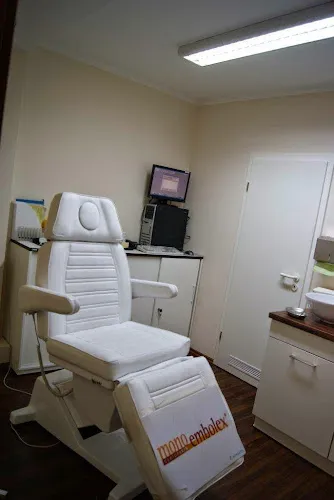 4 - Dr.med. Doris Baumgartner-Falk