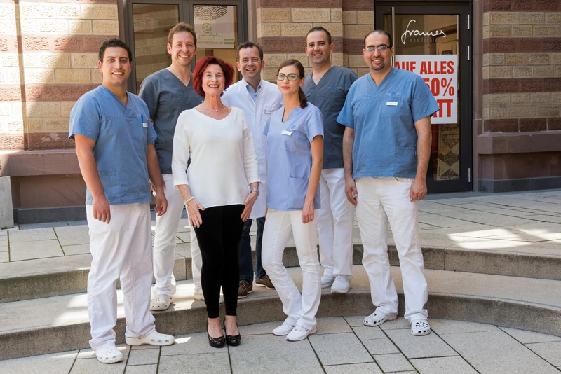 1 - Dr.med. Dorothee Müller