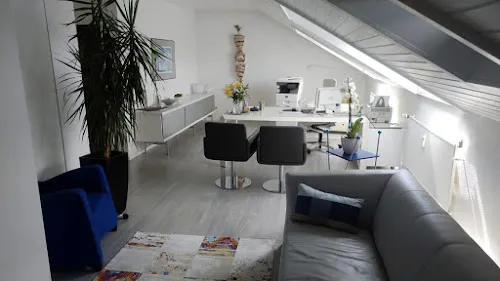 2 - Dr.med. Gerald Ludwig