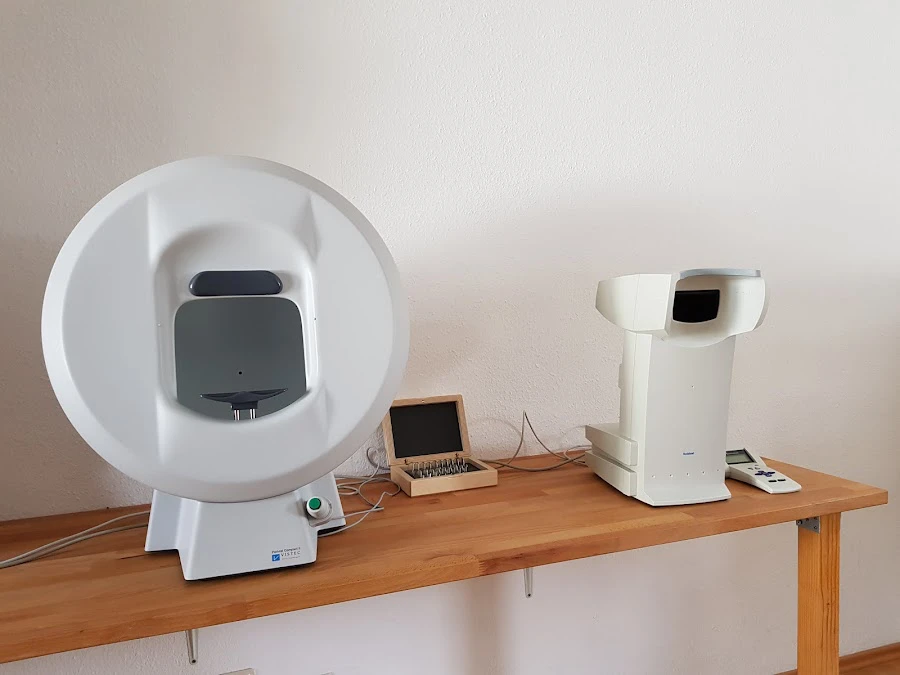 1 - Dr.med. Hans-Josef Lang