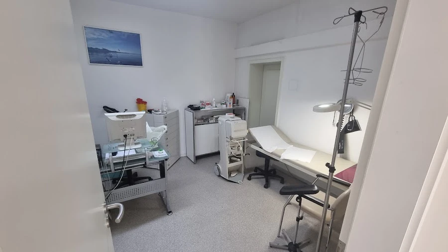 1 - Dr.med. Harald Fecht Facharzt für Allgemeinmedizin