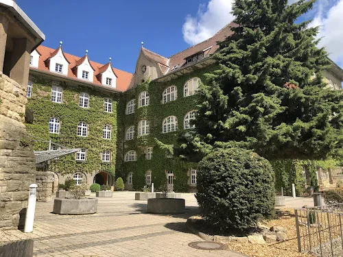 8 - Dr.med. Holger Waack