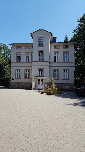 4 - Dr.med. Karin von Puttkamer Fachärztin für Frauenheilkunde und Geburtshilfe