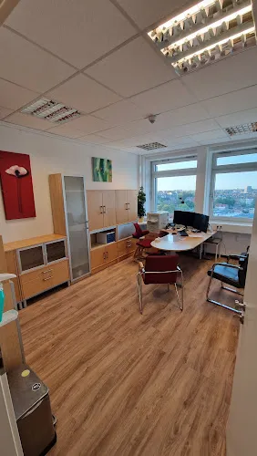 2 - Dr.med. Kurt Hügelmann