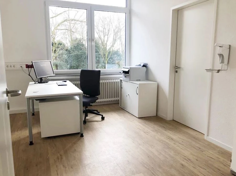 1 - Dr.med. Michael Sprycha