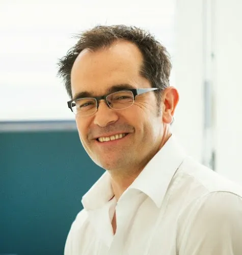 2 - Dr.med. Peter-Michael Ilg