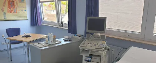 6 - Dr.med. Silke Stratmann