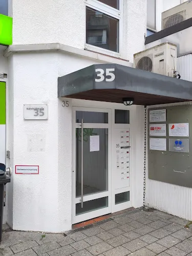 5 - Dr.med. Silke Stratmann