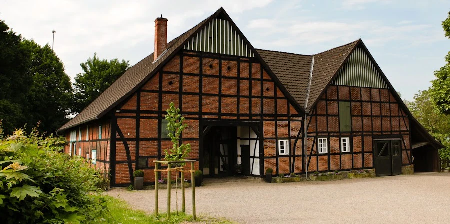 1 - Dr.med.dent. Joachim Reinke Zahnarzt