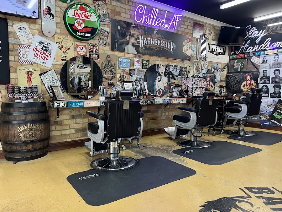 1 - Drouin Barbershop