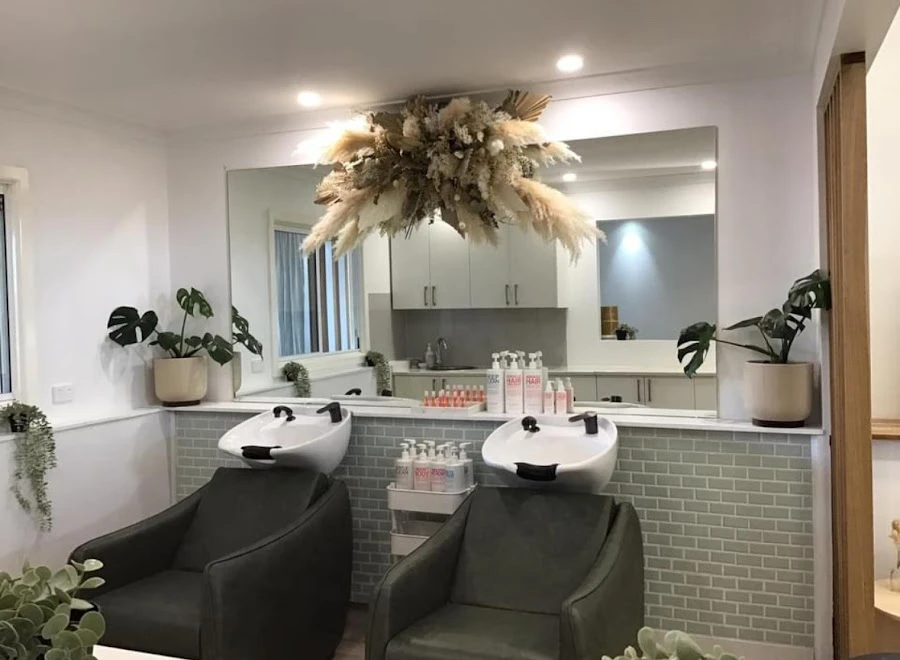 1 - Drouin Nail Waxing & Beauty