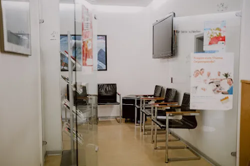 6 - Drs Michael Schoch