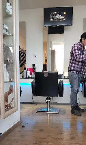 4 - DU&ICH...Dein Friseur