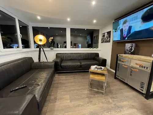 3 - DU&ICH...Dein Friseur