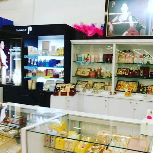 4 - Dubai Beauty Salon