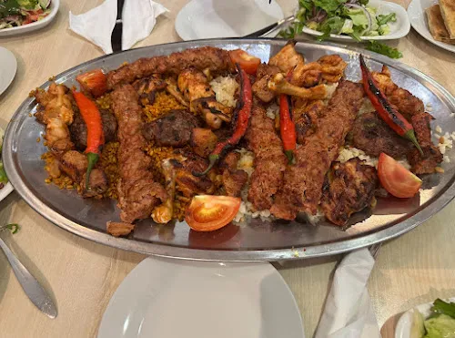 7 - DÜSSTANBUL Döner