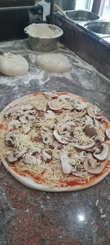 7 - Durgun Pizza Kebap