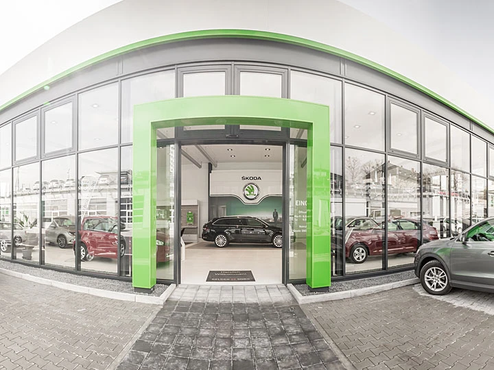 1 - Eichhorn Lackierungen und Karosserieinstandsetzung