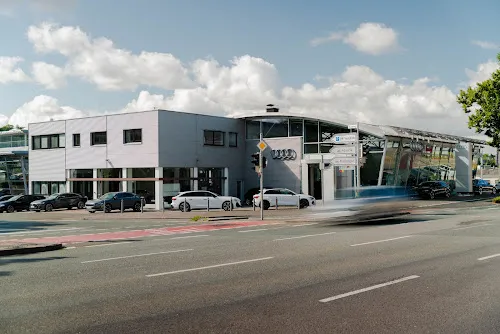 4 - Eichhorn Lackierungen und Karosserieinstandsetzung