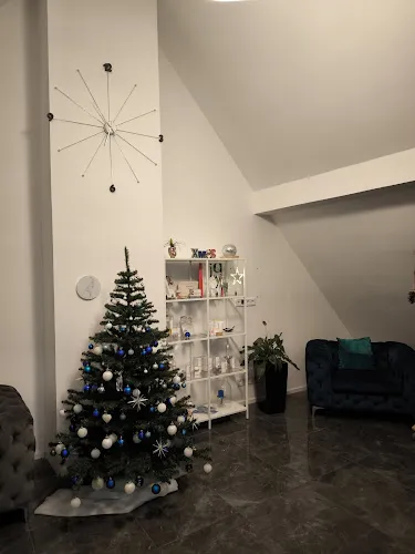 6 - Eiskoenigin Beauty Salon