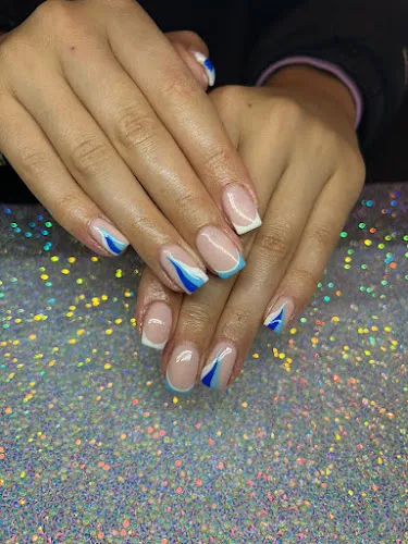 2 - Electric Beach Tanning & Beauty