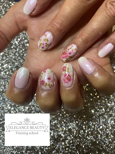 4 - Elegance Beauty school