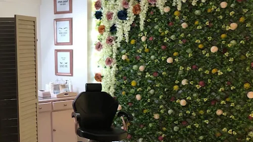 4 - Elegance Hair & Beauty & Tanning Studio