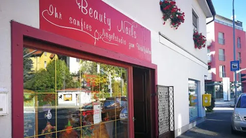 2 - Elegancia Barbershop